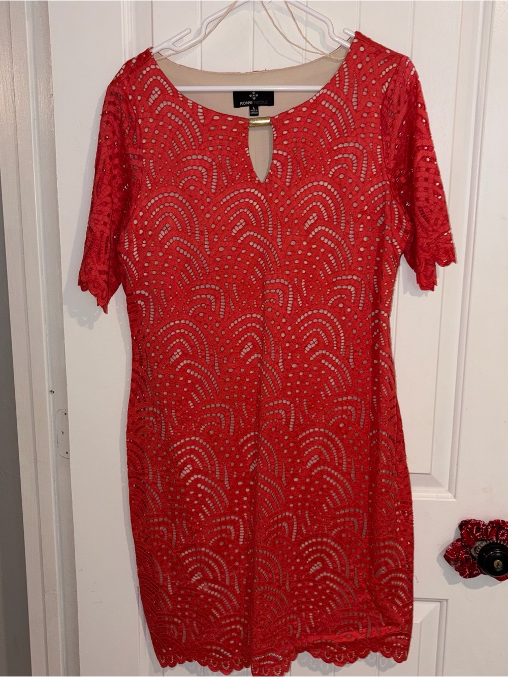 Ronni Nicole Red Lace Keyhole Midi Dress